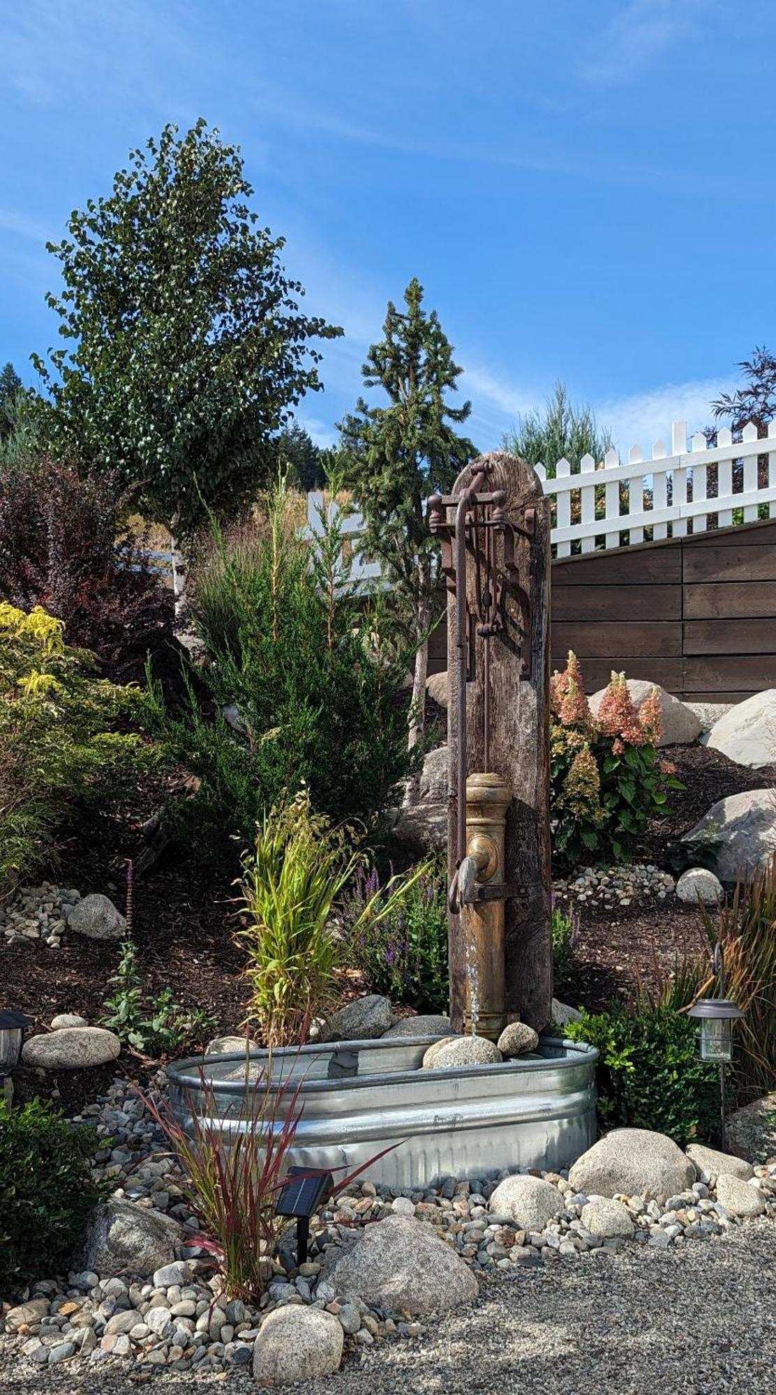 Autumn Lane B&B, Farmhouse Elegance & Stunning Lakeviews West Kelowna Exterior foto
